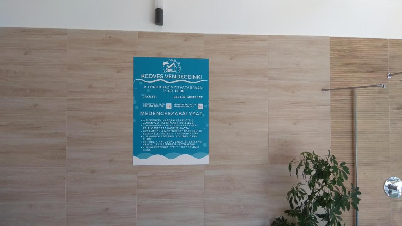 Nadas Pihenopark Tiszafüred 外观 照片