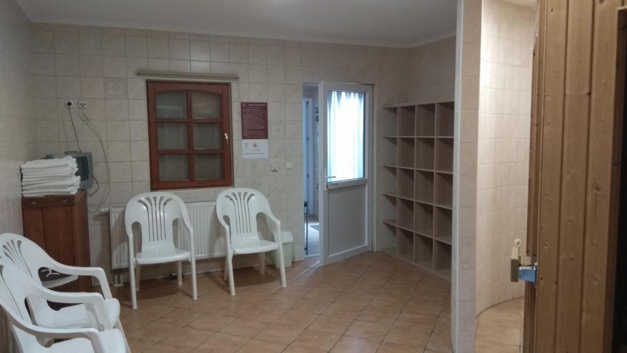 Nadas Pihenopark Tiszafüred 外观 照片